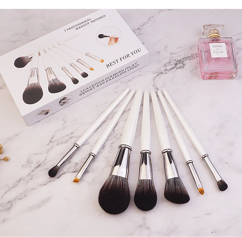 7 pcs Pearl White Makeup Brush Set